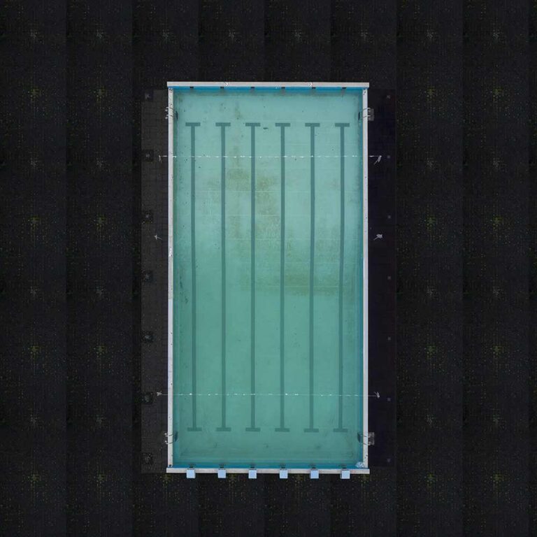 arte-con-piscinas-y-drones
