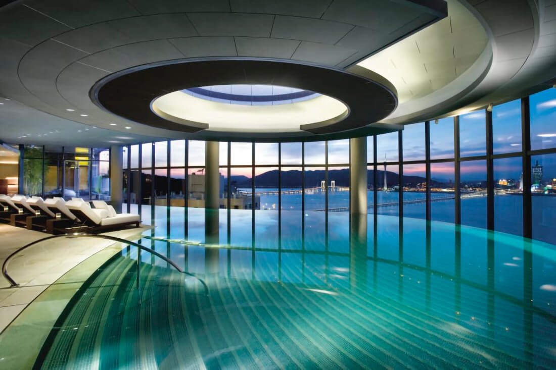 piscina-espectacular-de-diseno