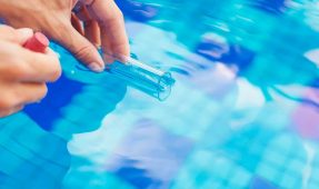 analisis-agua-piscina-1-1-67567_1080x640